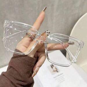 SHEIN Clear Oversized Square Sunglasses